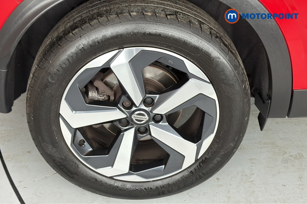 Nissan Qashqai N-Connecta Manual Petrol SUV - Stock Number (1660961) - 46th supplementary image