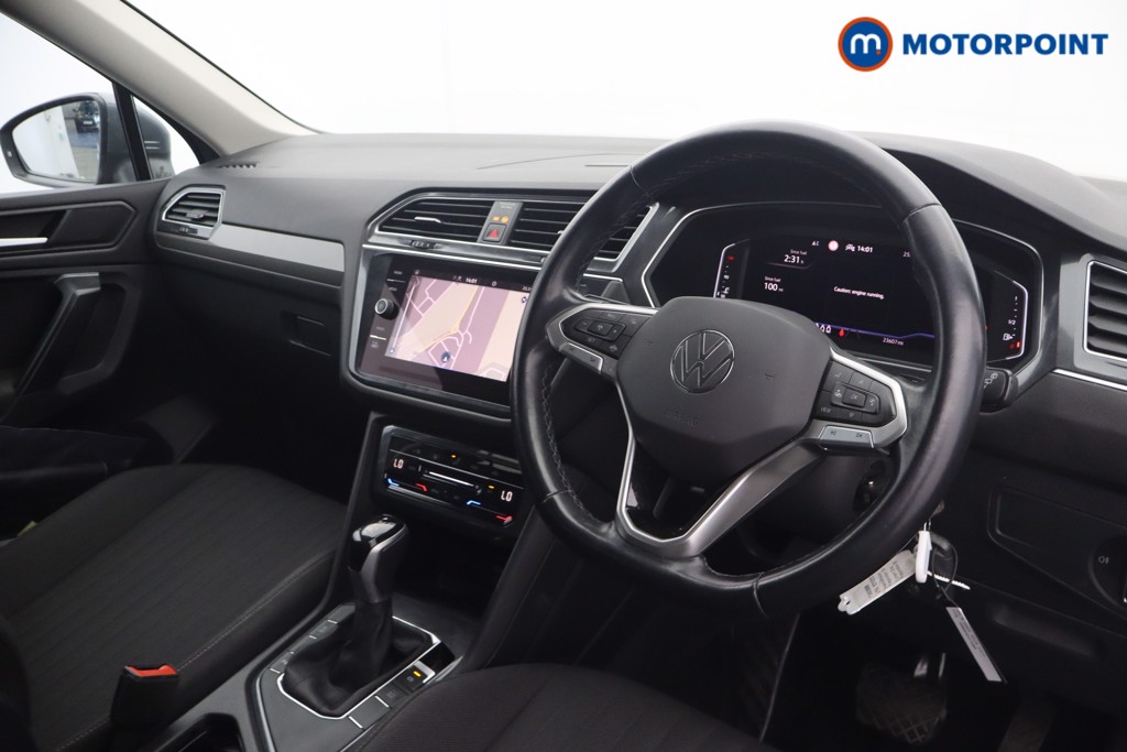 Volkswagen Tiguan Allspace Life Automatic Petrol SUV - Stock Number (1660996) - 1st supplementary image