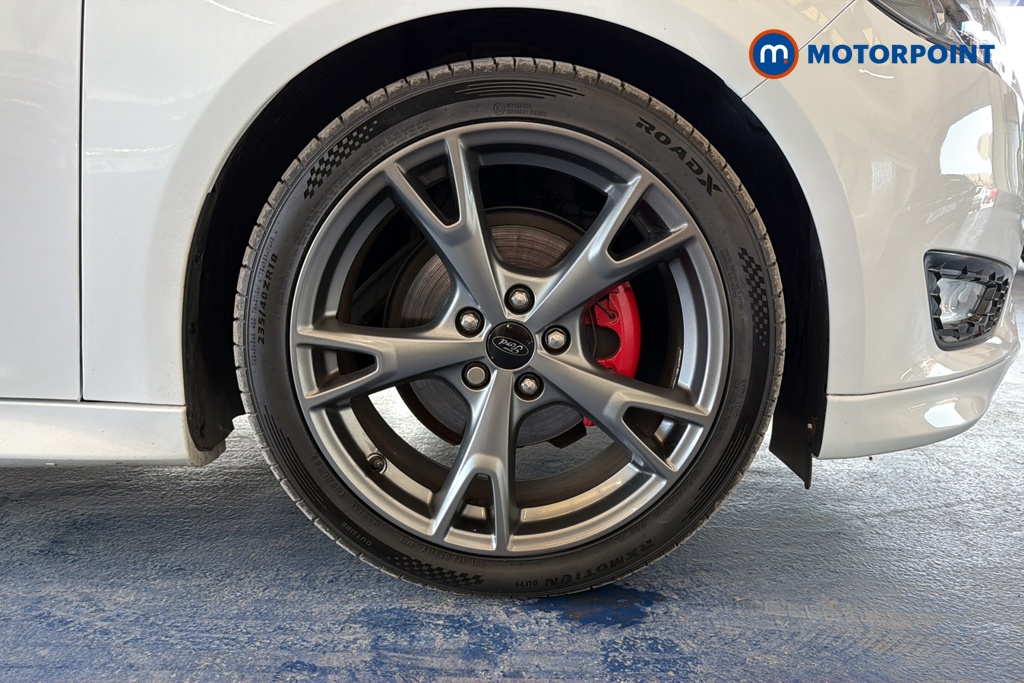 Ford Focus St-Line X Manual Petrol Hatchback - Stock Number (1661132) - 47th supplementary image
