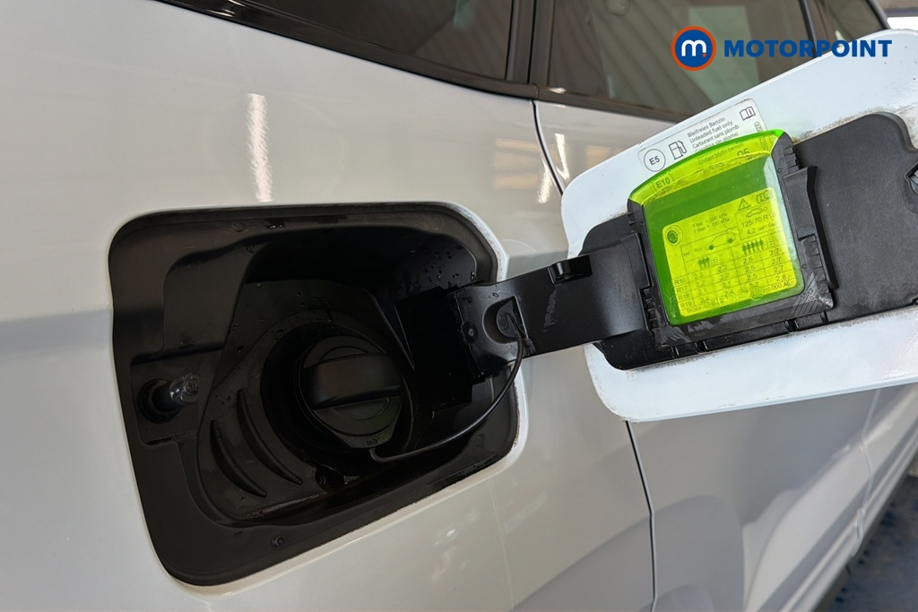 Skoda Karoq Sportline Automatic Petrol SUV - Stock Number (1661161) - 41st supplementary image