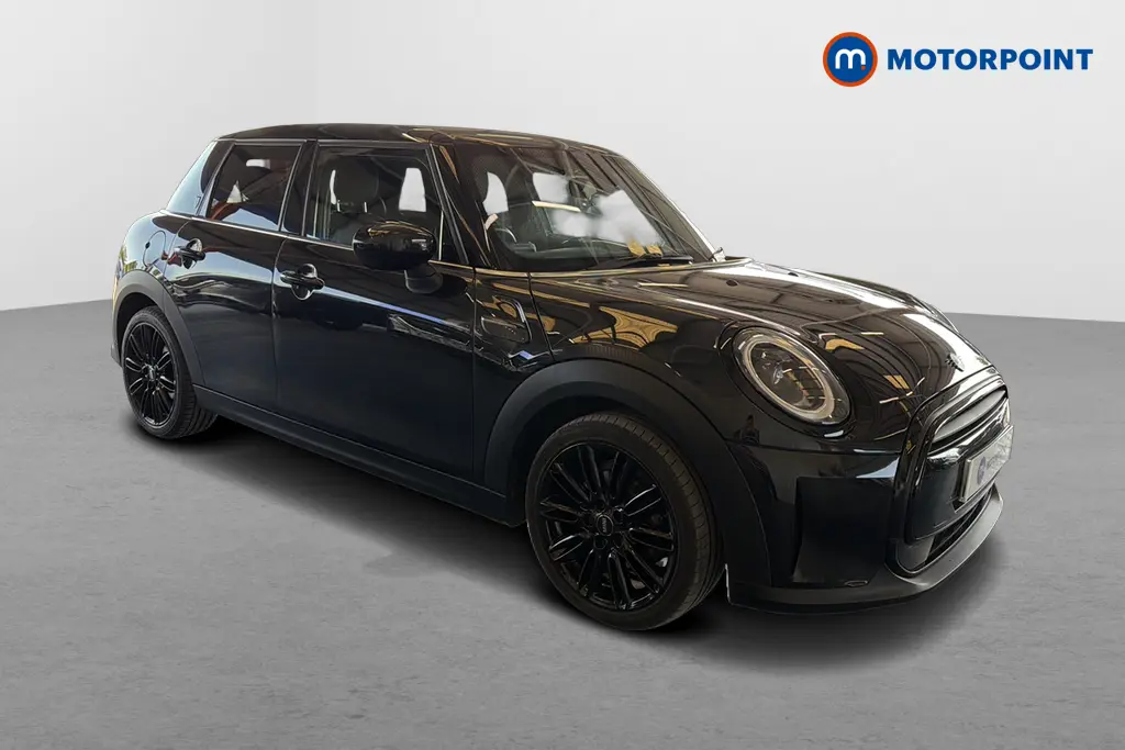 MINI HATCHBACK