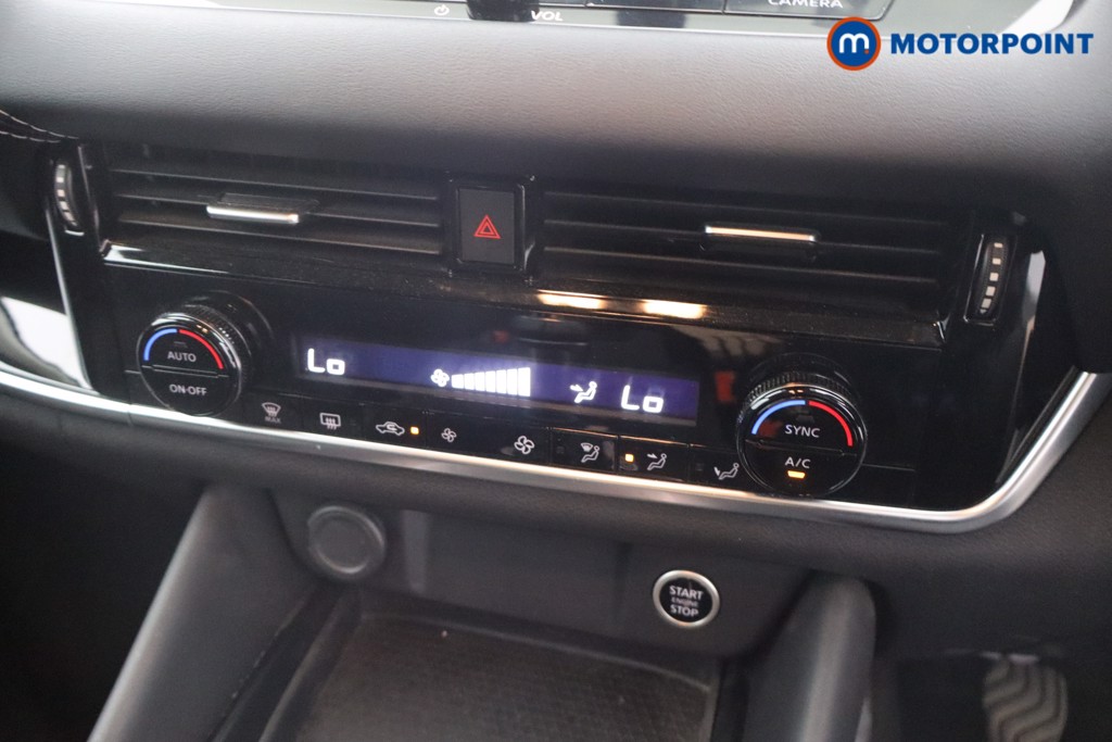 Nissan Qashqai N-Connecta Manual Petrol SUV - Stock Number (1661360) - 3rd supplementary image