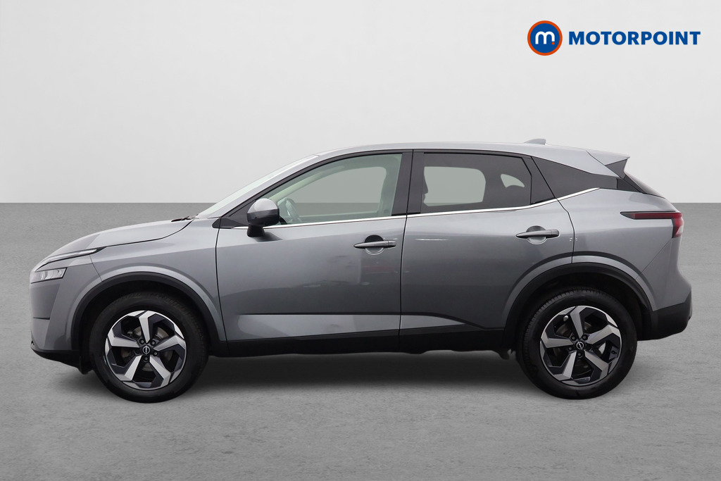Nissan Qashqai N-Connecta Manual Petrol SUV - Stock Number (1661360) - Passenger side