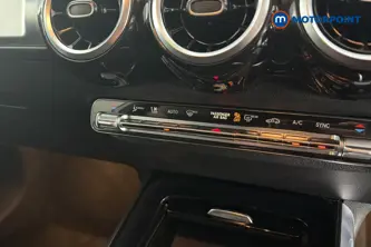 Mercedes-Benz GLB Amg Line Automatic Petrol SUV - Stock Number (1661392) - 12th supplementary image