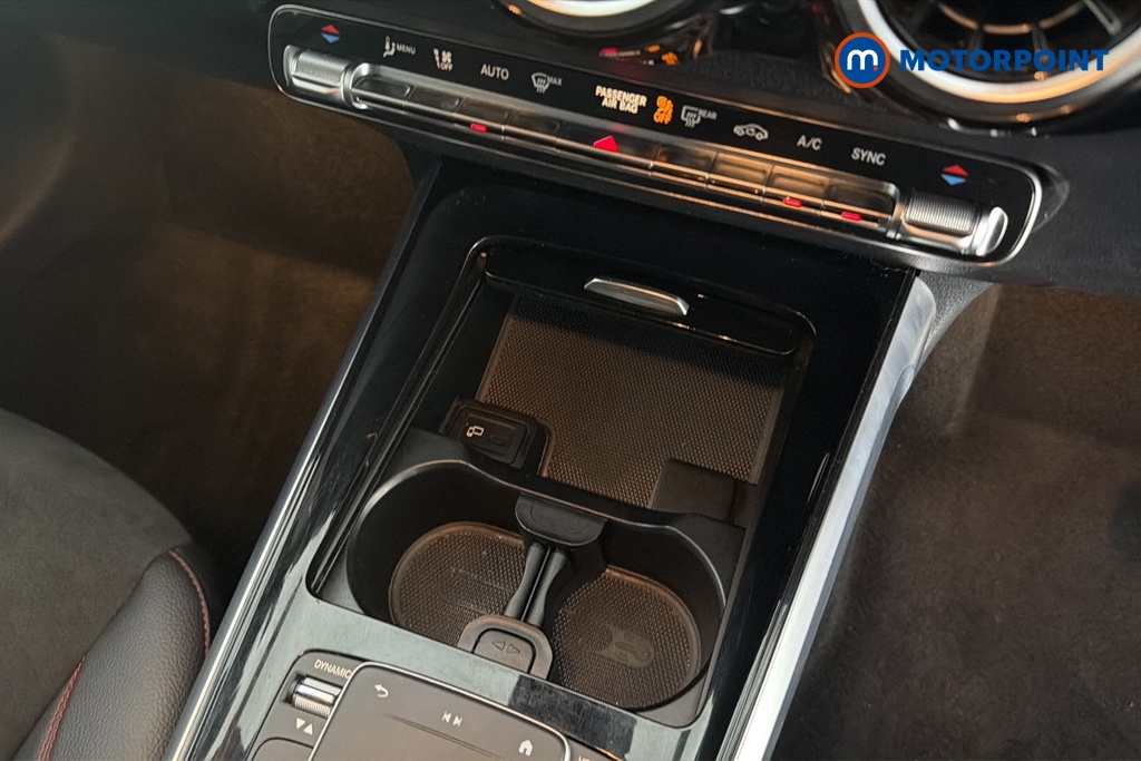 Mercedes-Benz GLB Amg Line Automatic Petrol SUV - Stock Number (1661392) - 16th supplementary image