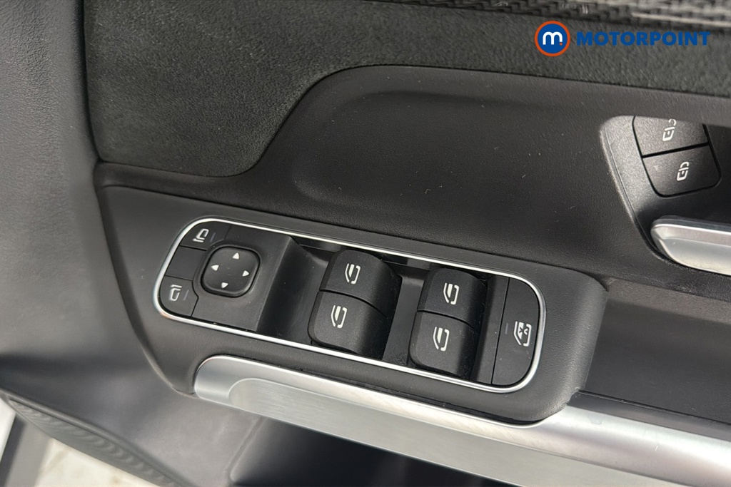 Mercedes-Benz GLB Amg Line Automatic Petrol SUV - Stock Number (1661392) - 19th supplementary image