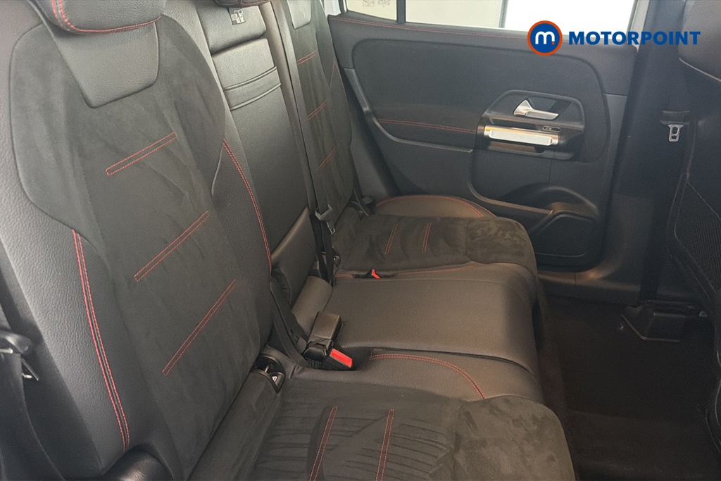 Mercedes-Benz GLB Amg Line Automatic Petrol SUV - Stock Number (1661392) - 25th supplementary image