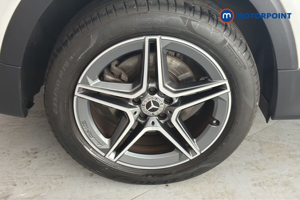 Mercedes-Benz GLB Amg Line Automatic Petrol SUV - Stock Number (1661392) - 46th supplementary image