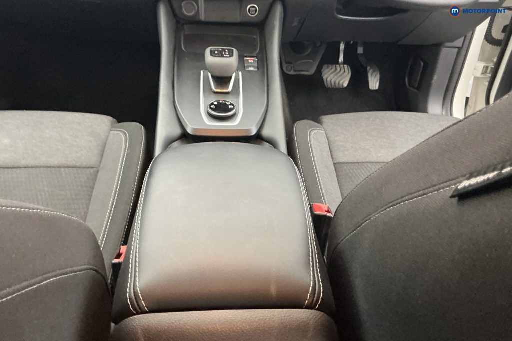 Nissan Qashqai N-Connecta Automatic Petrol SUV - Stock Number (1661414) - 11th supplementary image