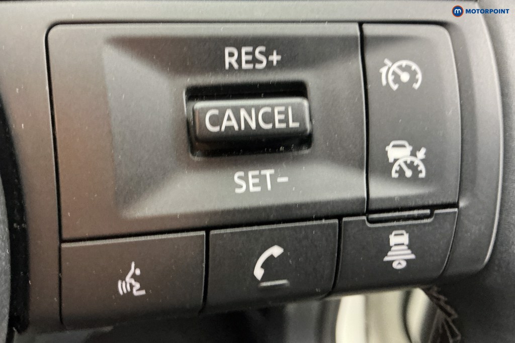Nissan Qashqai N-Connecta Automatic Petrol SUV - Stock Number (1661414) - 21st supplementary image