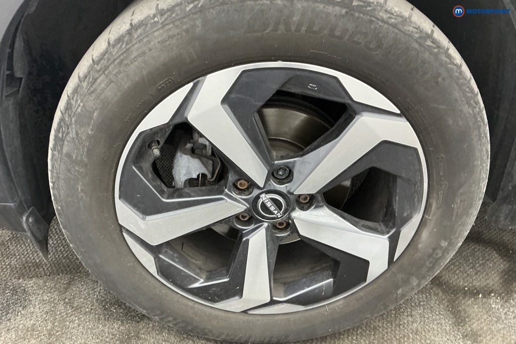 Nissan Qashqai N-Connecta Automatic Petrol SUV - Stock Number (1661414) - 36th supplementary image