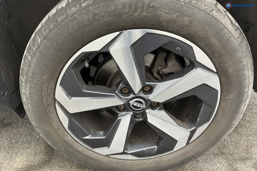 Nissan Qashqai N-Connecta Automatic Petrol SUV - Stock Number (1661414) - 37th supplementary image