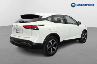 Nissan Qashqai N-Connecta Automatic Petrol SUV - Stock Number (1661414) - Drivers side rear corner