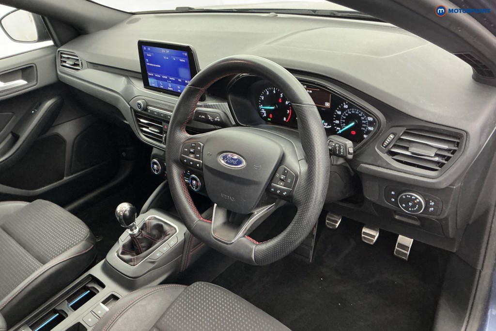 Ford Focus St-Line X Manual Petrol Hatchback - Stock Number (1661803) - 8th supplementary image
