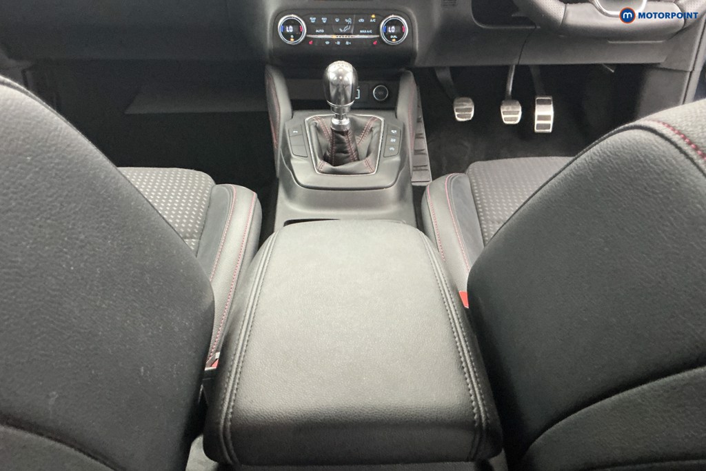 Ford Focus St-Line X Manual Petrol Hatchback - Stock Number (1661803) - 11th supplementary image