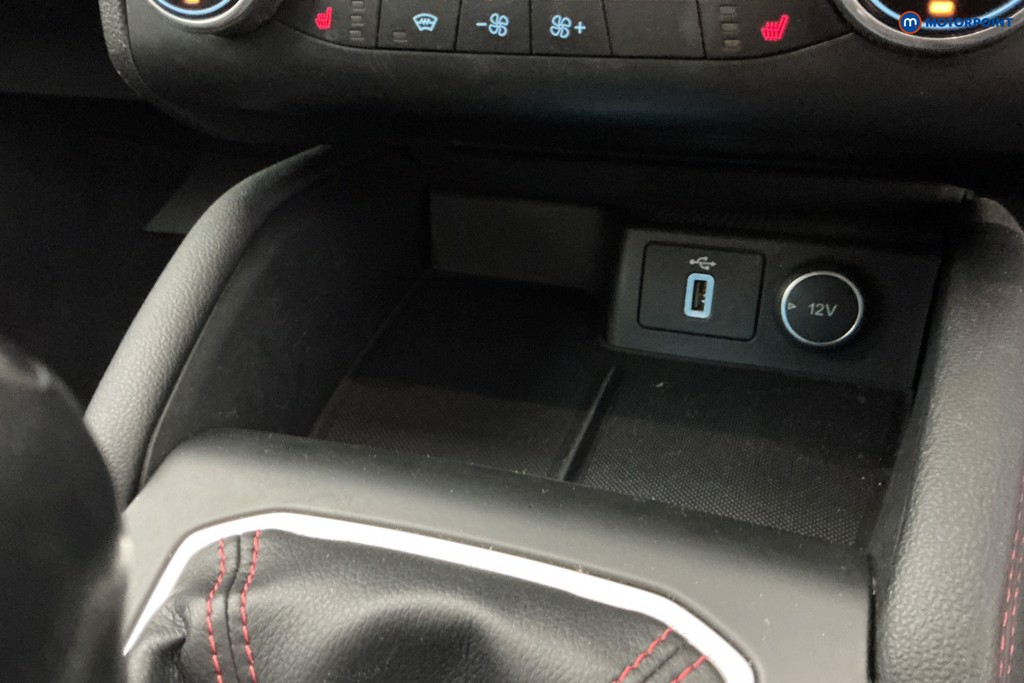 Ford Focus St-Line X Manual Petrol Hatchback - Stock Number (1661803) - 16th supplementary image