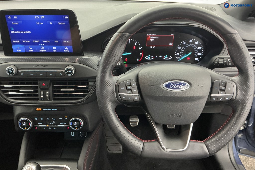 Ford Focus St-Line X Manual Petrol Hatchback - Stock Number (1661803) - 1st supplementary image