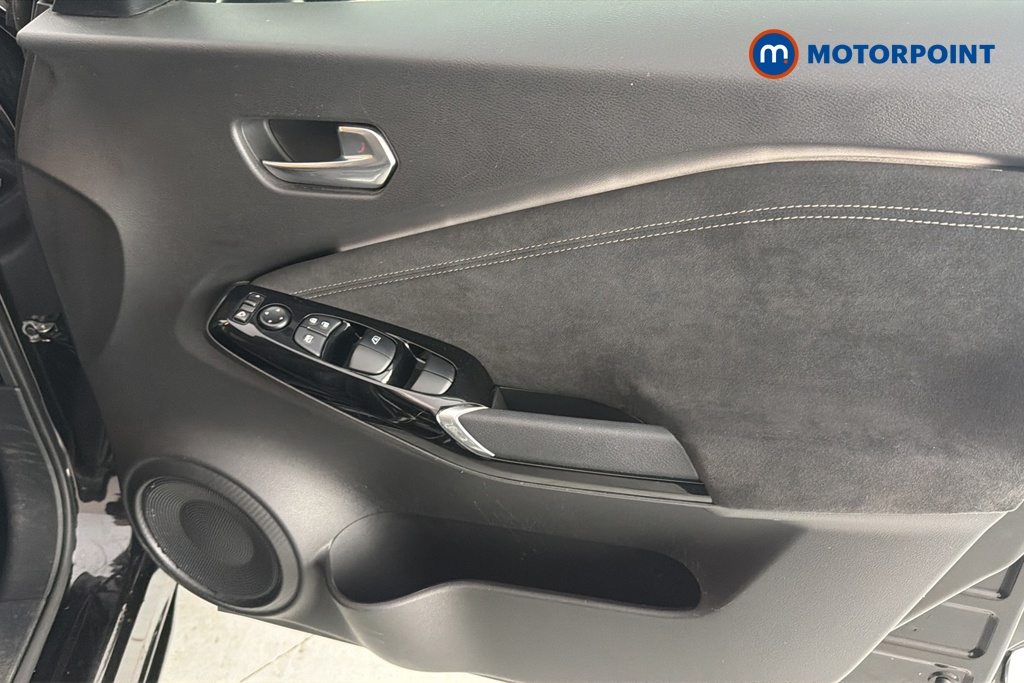 Nissan Juke Tekna-Plus Automatic Petrol-Electric Hybrid SUV - Stock Number (1661821) - 18th supplementary image