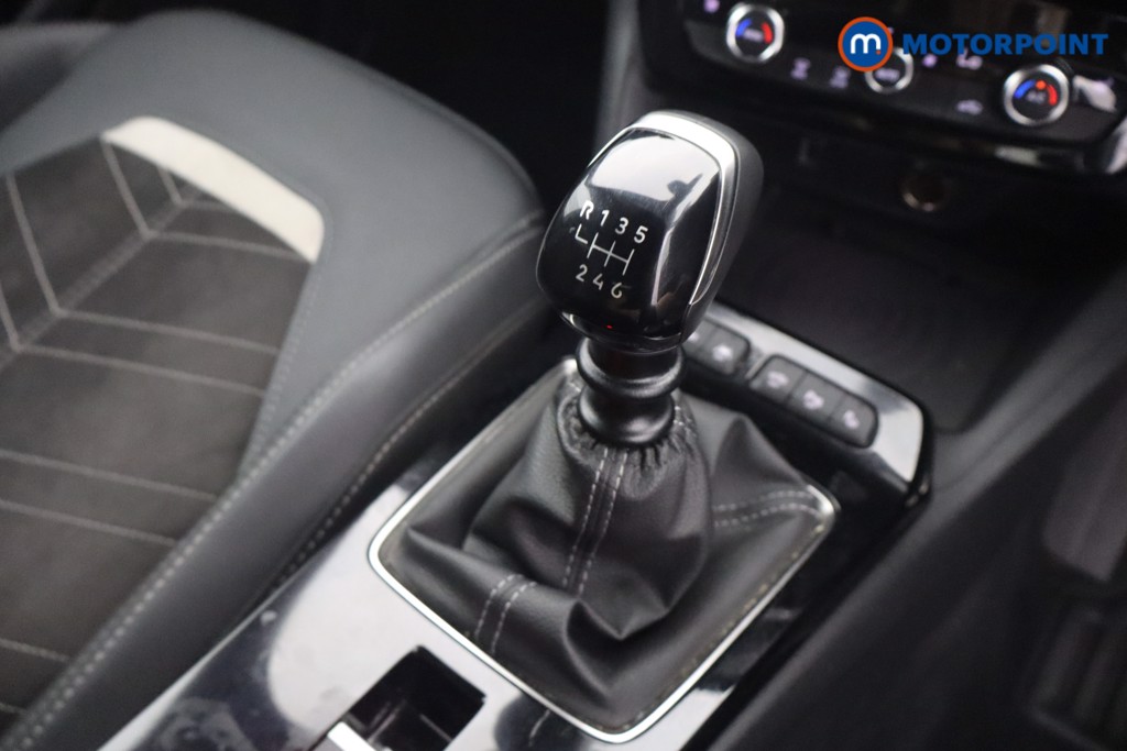 Vauxhall Mokka Ultimate Manual Petrol SUV - Stock Number (1661907) - 4th supplementary image