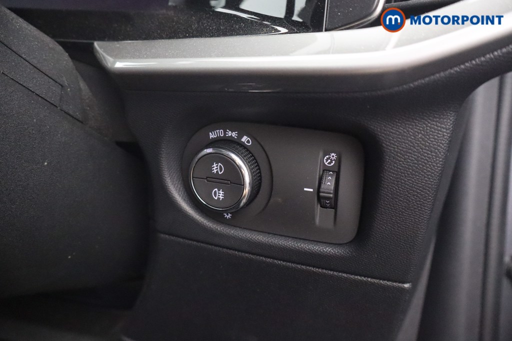 Vauxhall Mokka Ultimate Manual Petrol SUV - Stock Number (1661907) - 8th supplementary image