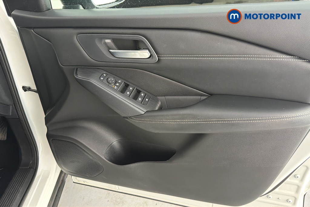 Nissan Qashqai Acenta Premium Manual Petrol SUV - Stock Number (1662249) - 18th supplementary image