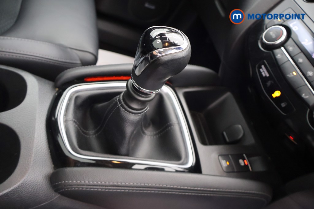 Nissan Qashqai Tekna Manual Petrol SUV - Stock Number (1662549) - 6th supplementary image