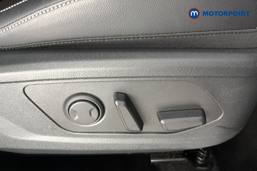 KIA Sportage 3 Automatic Petrol-Electric Hybrid SUV - Stock Number (1662567) - 23rd supplementary image