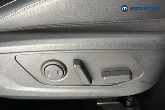 KIA Sportage 3 Automatic Petrol-Electric Hybrid SUV - Stock Number (1662567) - 23rd supplementary image