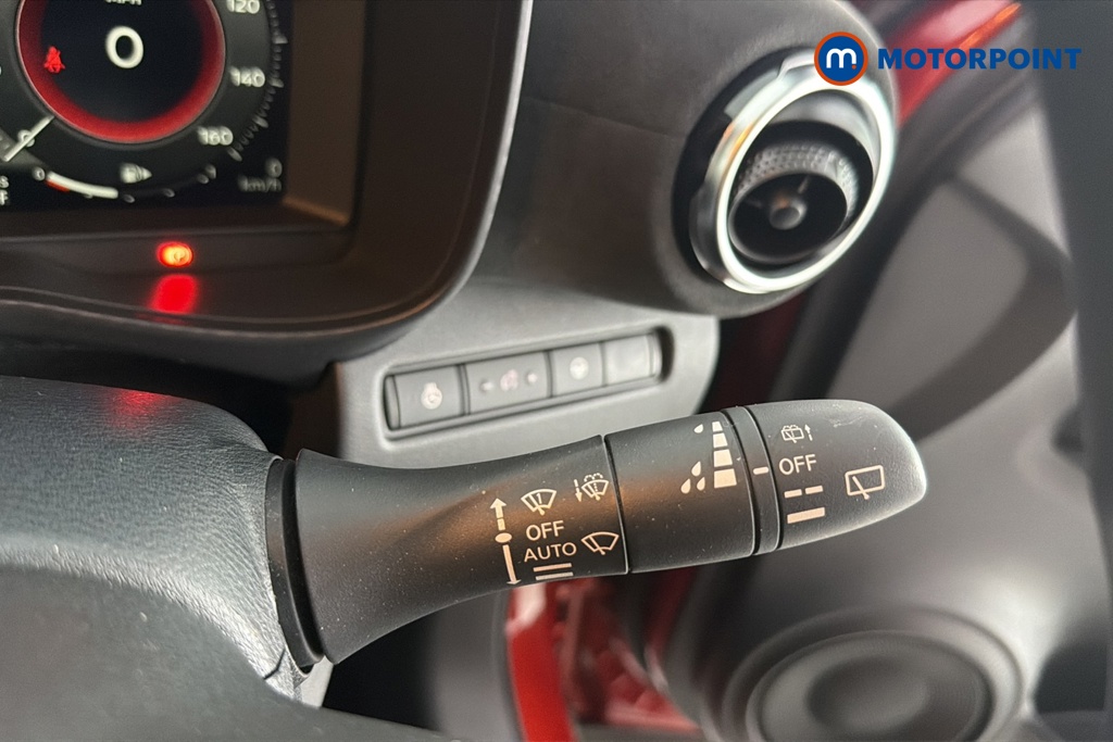 Nissan Juke Tekna-Plus Automatic Petrol-Electric Hybrid SUV - Stock Number (1662591) - 6th supplementary image