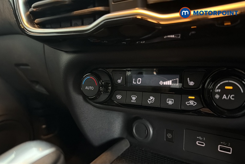 Nissan Juke Tekna-Plus Automatic Petrol-Electric Hybrid SUV - Stock Number (1662591) - 12th supplementary image