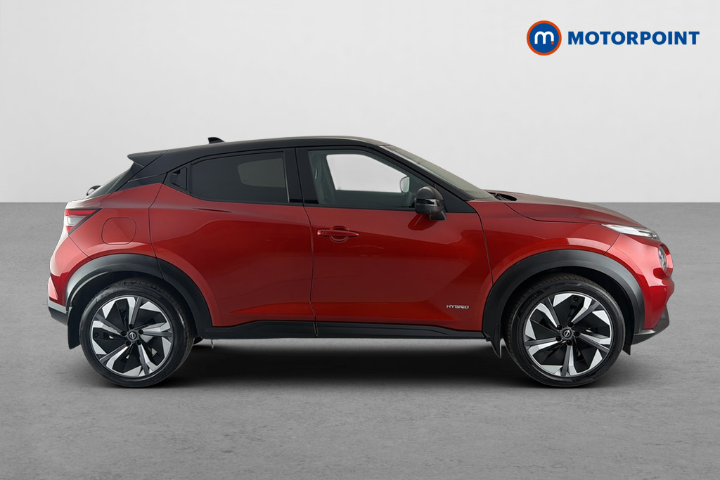 Nissan Juke Tekna-Plus Automatic Petrol-Electric Hybrid SUV - Stock Number (1662591) - Passenger side