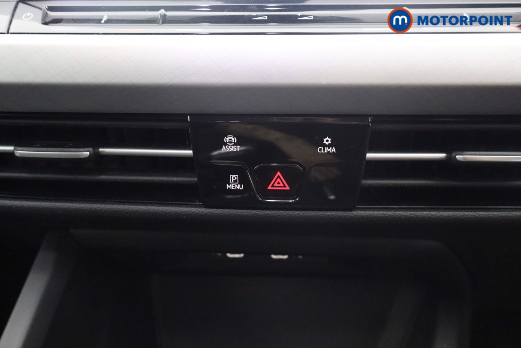 Volkswagen Golf Life Manual Petrol Hatchback - Stock Number (1608331) - 3rd supplementary image