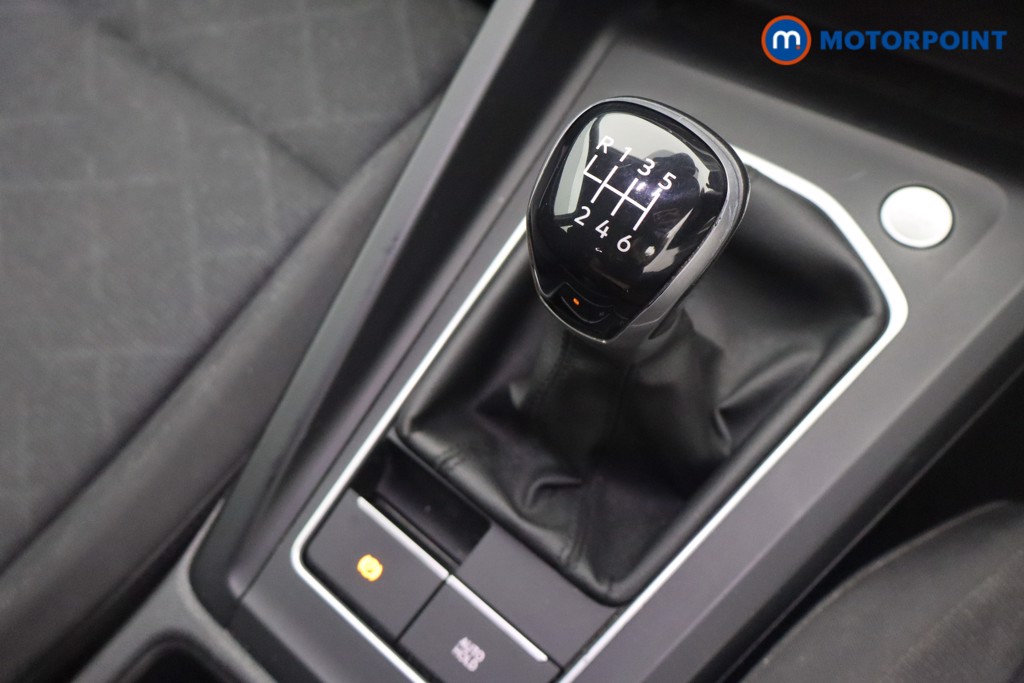 Volkswagen Golf Life Manual Petrol Hatchback - Stock Number (1608331) - 4th supplementary image
