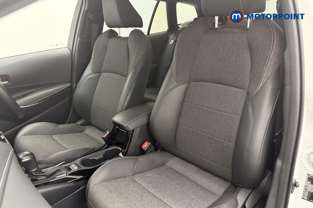 Toyota Corolla Design Automatic Petrol-Electric Hybrid Estate - Stock Number (1644223) - 3rd supplementary image