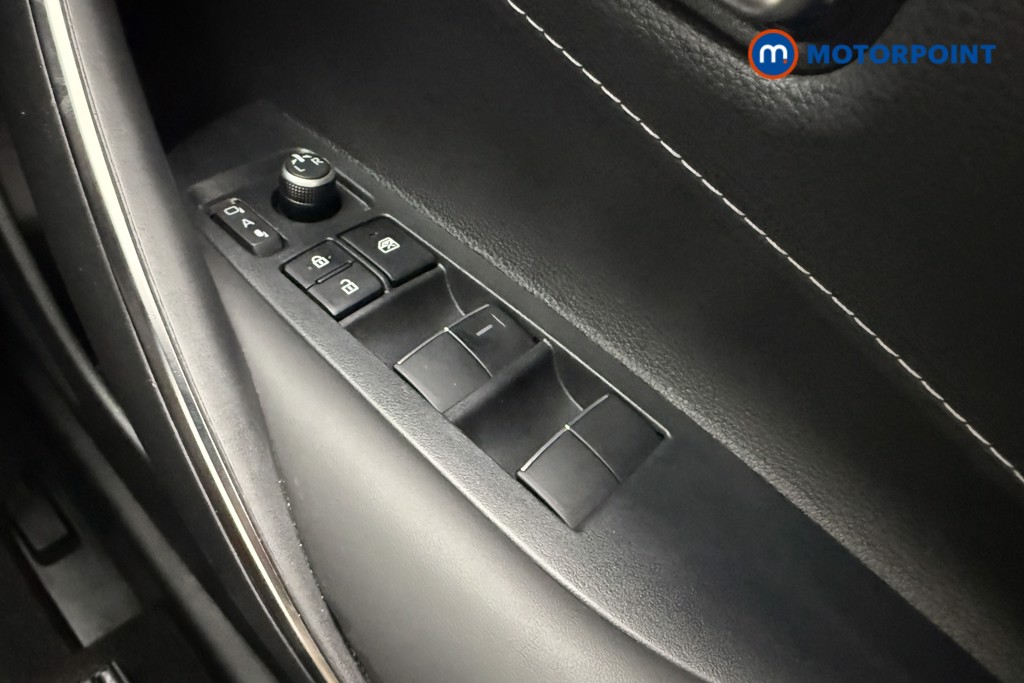 Toyota Corolla Design Automatic Petrol-Electric Hybrid Estate - Stock Number (1644223) - 19th supplementary image