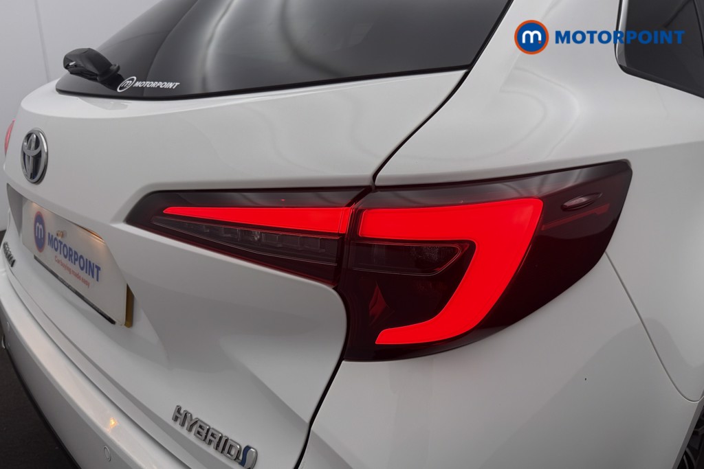 Toyota Corolla Design Automatic Petrol-Electric Hybrid Estate - Stock Number (1644223) - 20th supplementary image