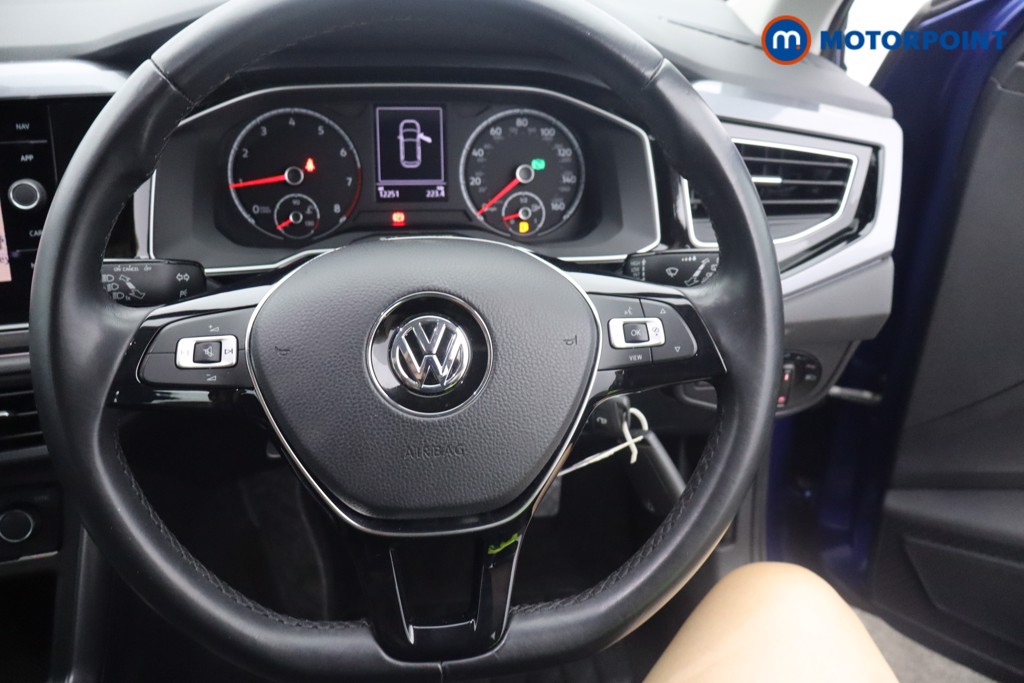 Volkswagen Polo SEL Automatic Petrol Hatchback - Stock Number (1645545) - 5th supplementary image