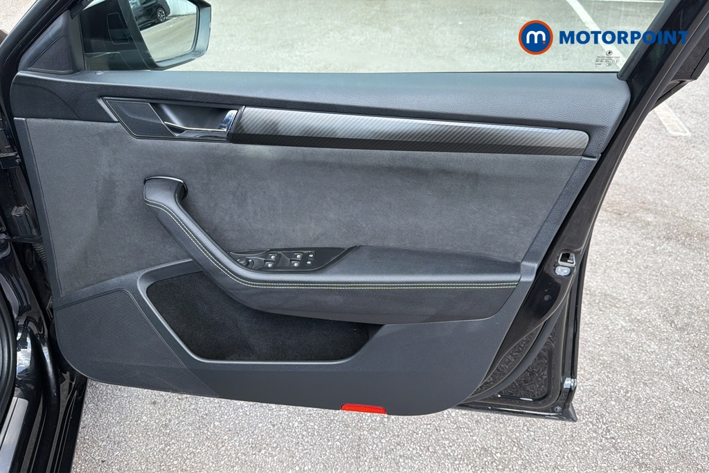 Skoda Superb Sport Line Plus Automatic Petrol Plug-In Hybrid Hatchback - Stock Number (1645909) - 18th supplementary image