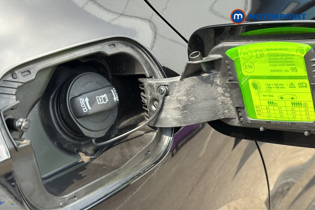 Skoda Superb Sport Line Plus Automatic Petrol Plug-In Hybrid Hatchback - Stock Number (1645909) - 41st supplementary image