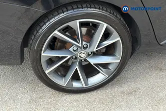 Skoda Superb Sport Line Plus Automatic Petrol Plug-In Hybrid Hatchback - Stock Number (1645909) - 46th supplementary image