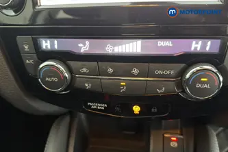 Nissan Qashqai Acenta Premium Manual Petrol SUV - Stock Number (1648438) - 12th supplementary image