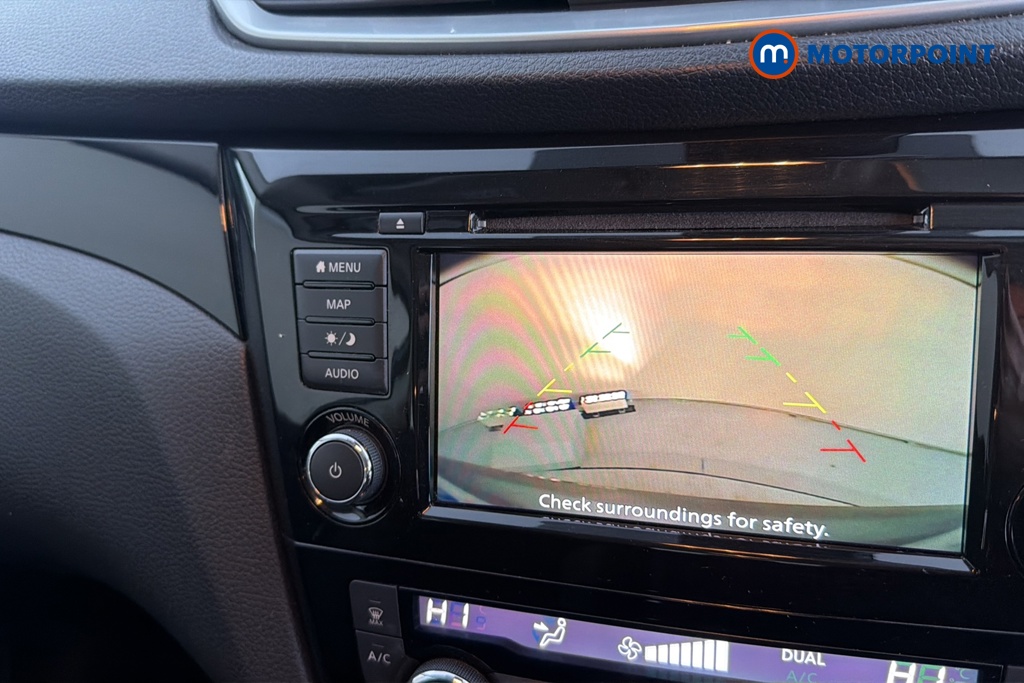 Nissan Qashqai Acenta Premium Manual Petrol SUV - Stock Number (1648438) - 13th supplementary image
