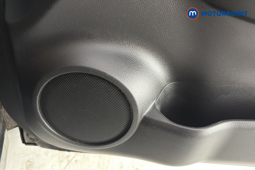 Nissan Qashqai Acenta Premium Manual Petrol SUV - Stock Number (1648438) - 21st supplementary image