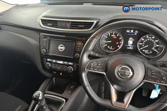 Nissan Qashqai Acenta Premium Manual Petrol SUV - Stock Number (1648438) - 1st supplementary image