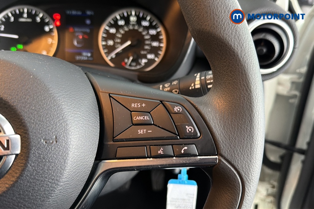 Nissan Juke Acenta Manual Petrol SUV - Stock Number (1648439) - 3rd supplementary image