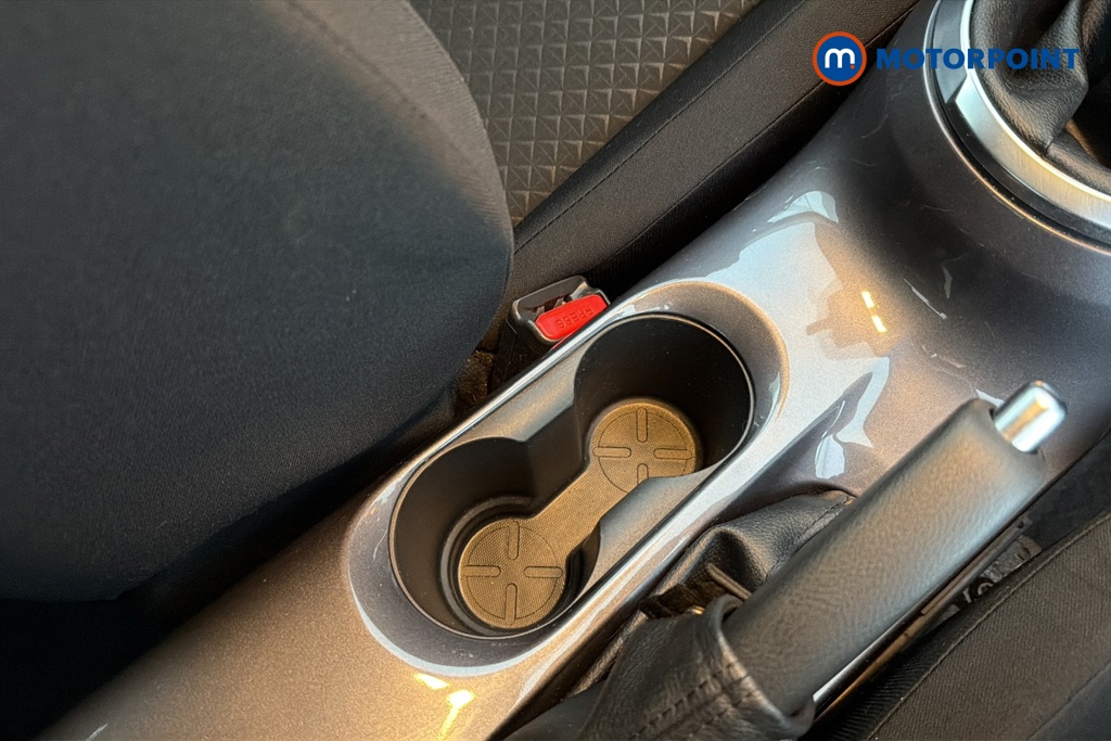 Nissan Juke Acenta Manual Petrol SUV - Stock Number (1648439) - 16th supplementary image