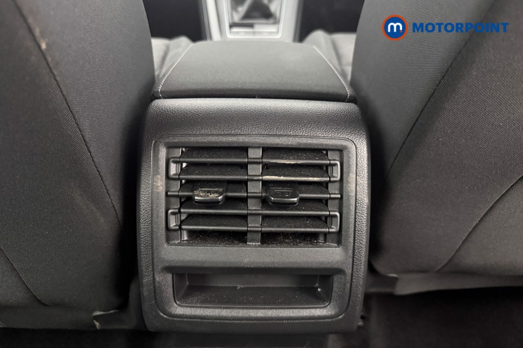 Volkswagen Golf Life Manual Petrol Hatchback - Stock Number (1649668) - 18th supplementary image