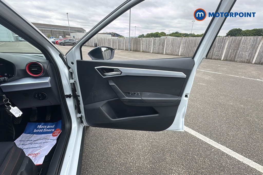 Seat Arona FR Manual Petrol SUV - Stock Number (1651247) - 19th supplementary image