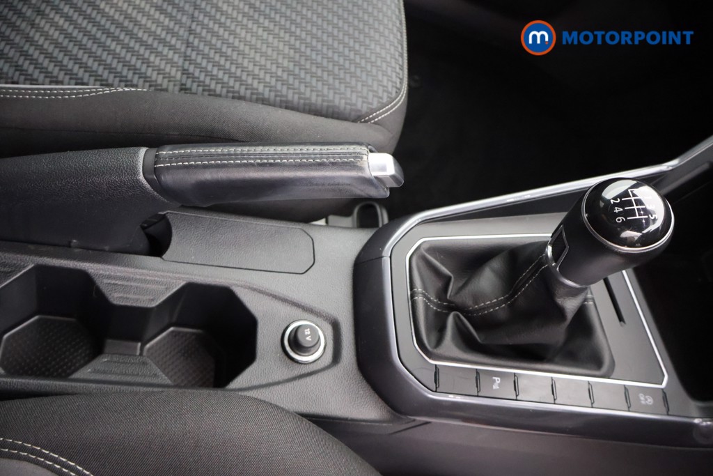 Volkswagen Polo R-Line Manual Petrol Hatchback - Stock Number (1651826) - 6th supplementary image