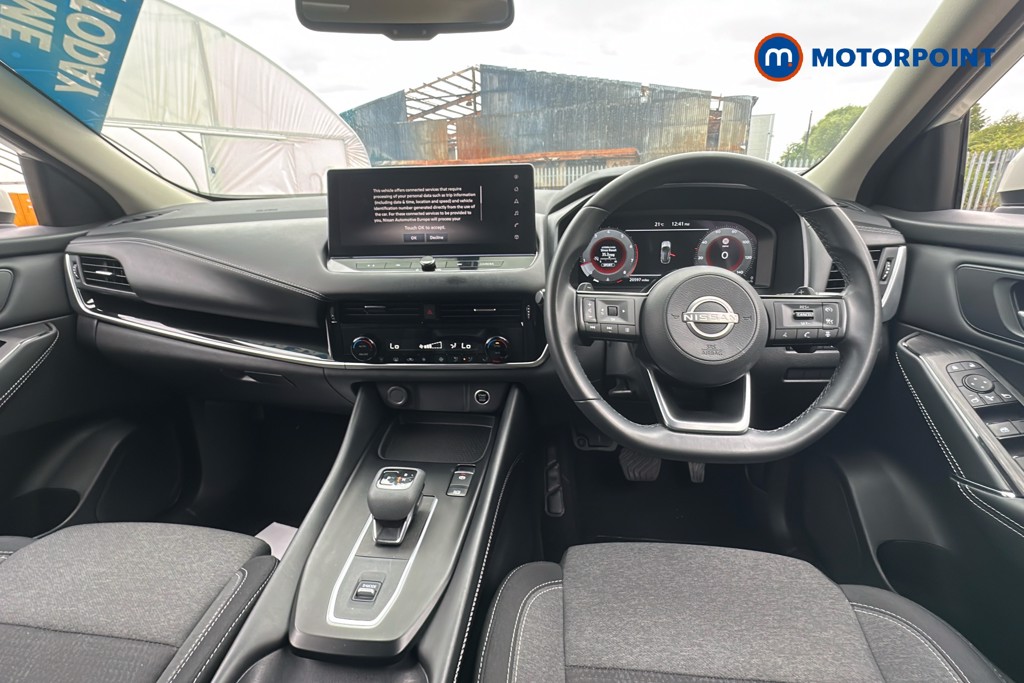 Nissan Qashqai N-Connecta Automatic Petrol SUV - Stock Number (1652039) - 2nd supplementary image